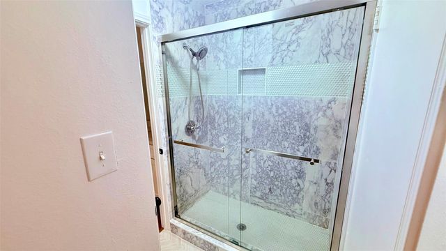 1927 Country Village Boulevard B, Humble, TX 77338