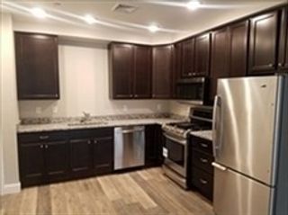 40 Ames Ave 305, Canton, MA 02021
