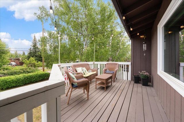 911 8TH AVENUE, Fairbanks, AK 99701