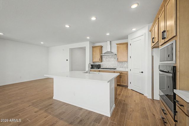 19441 W LOMA Lane, Waddell, AZ 85355