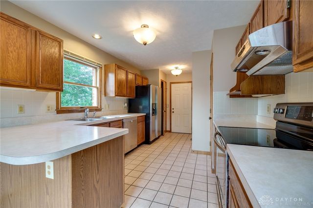 9238 Amchar Court, Dayton, OH 45458