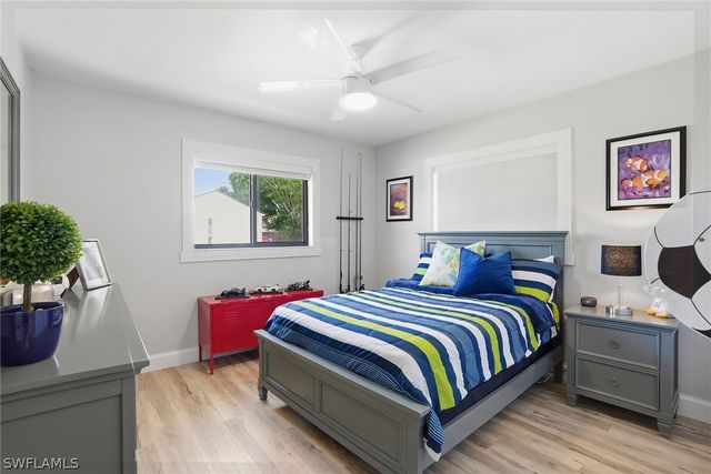 157 Willoughby DR, Naples, FL 34110