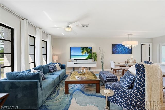 157 Willoughby DR, Naples, FL 34110