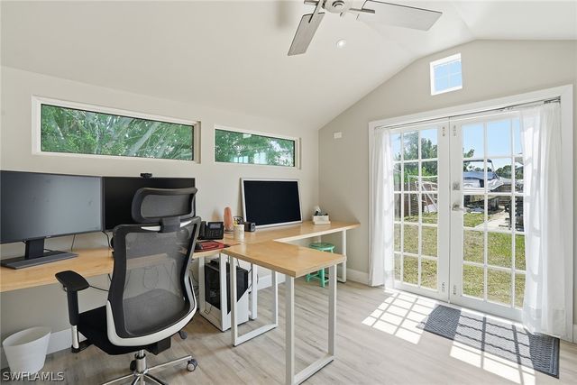 157 Willoughby DR, Naples, FL 34110