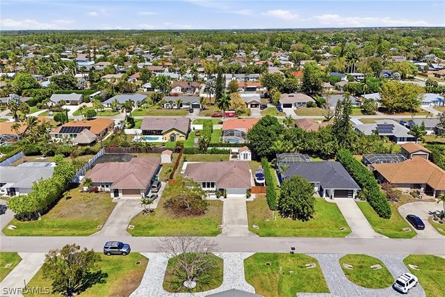 157 Willoughby DR, Naples, FL 34110