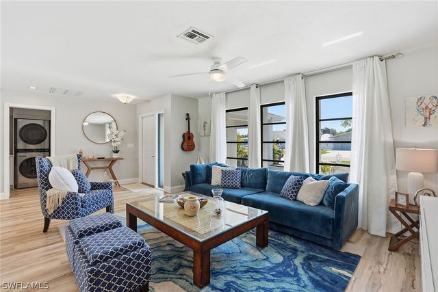 157 Willoughby DR, Naples, FL 34110