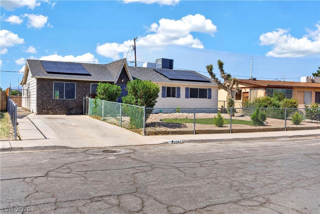 2341 Pariva Street, Las Vegas, NV 89115 — photo 4