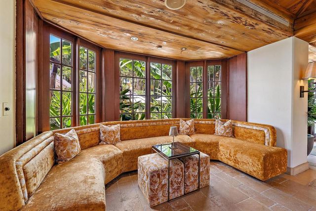 301 Australian Avenue 305, Palm Beach, FL 33480