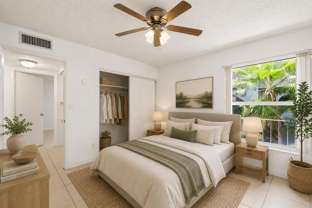 505 S PINE ISLAND Road B310, Plantation, FL 33324