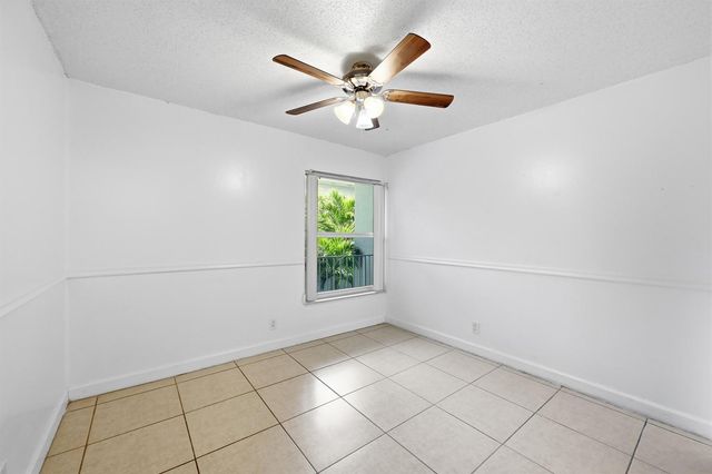 505 S PINE ISLAND Road B310, Plantation, FL 33324