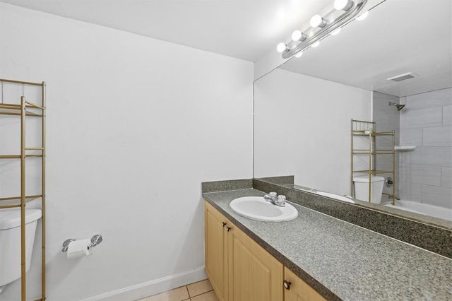 505 S PINE ISLAND Road B310, Plantation, FL 33324