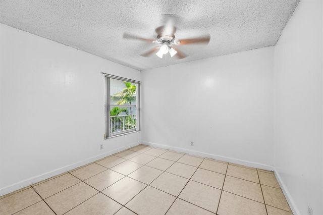 505 S PINE ISLAND Road B310, Plantation, FL 33324