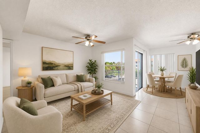 505 S PINE ISLAND Road B310, Plantation, FL 33324