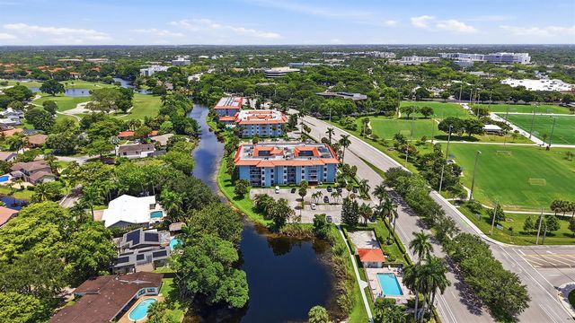 505 S PINE ISLAND Road B310, Plantation, FL 33324