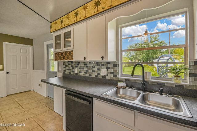 2820 Sabal Palm Drive, Edgewater, FL 32141