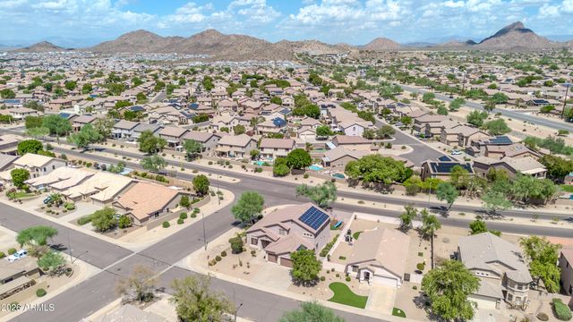 6772 W El Cortez Place, Peoria, AZ 85383