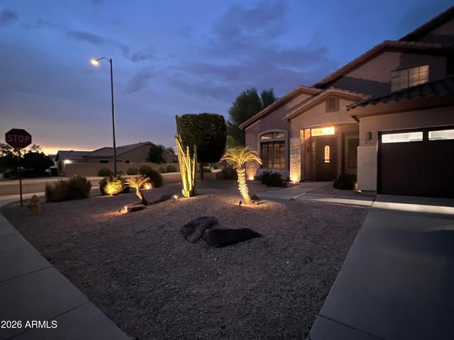 6772 W El Cortez Place, Peoria, AZ 85383