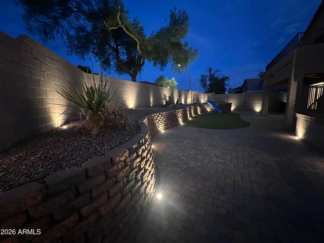 6772 W El Cortez Place, Peoria, AZ 85383