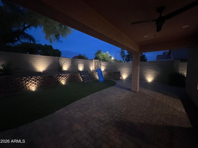 6772 W El Cortez Place, Peoria, AZ 85383