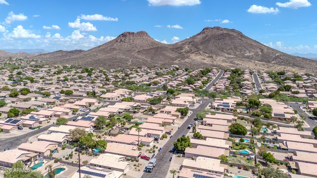 6772 W El Cortez Place, Peoria, AZ 85383