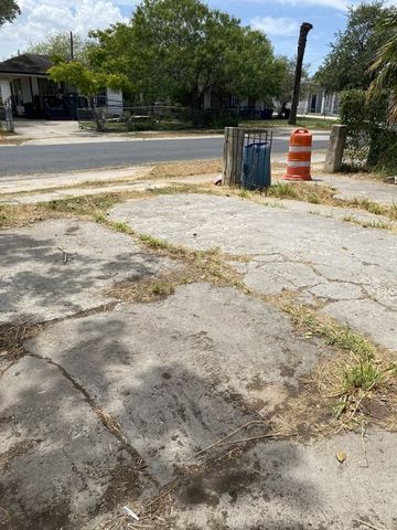 4328 Molina Dr, Corpus Christi, TX 78416