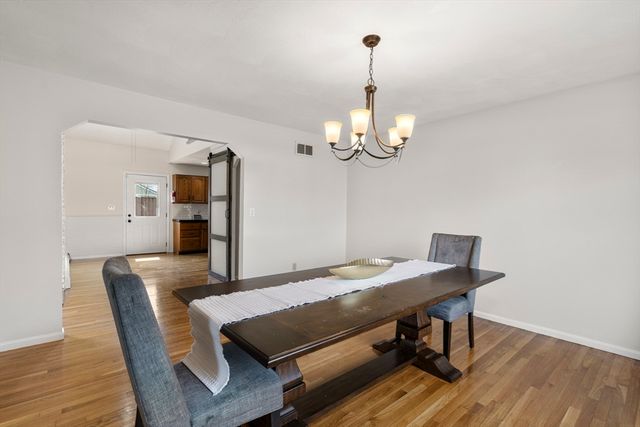 11 Broadmeadow Lane, Abington, MA 02351