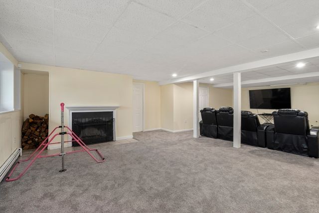 11 Broadmeadow Lane, Abington, MA 02351