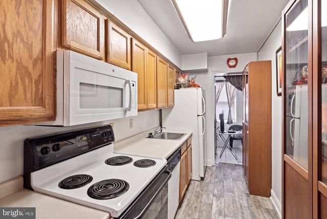 1724 CAPITOL NE, Washington, DC 20002