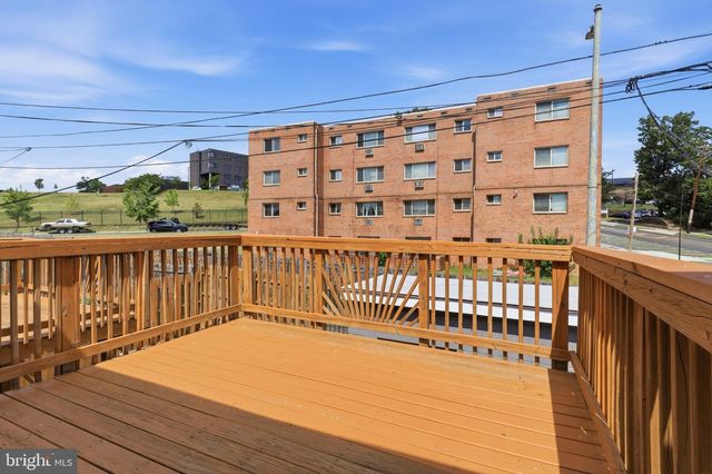 1724 CAPITOL NE, Washington, DC 20002