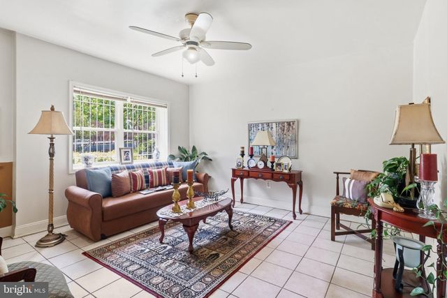 1724 CAPITOL NE, Washington, DC 20002