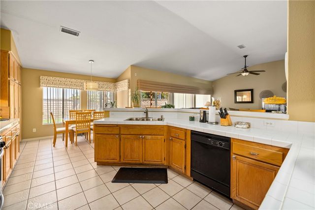 42344 Camden, Lancaster, CA 93536