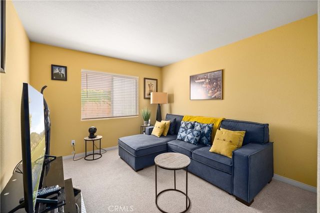 42344 Camden, Lancaster, CA 93536