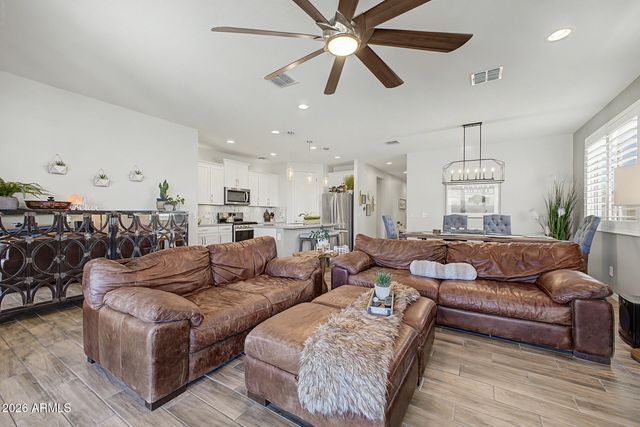 16773 W Paseo Way, Goodyear, AZ 85338