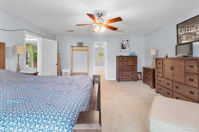 2004 Coral St, Pensacola, FL 32506