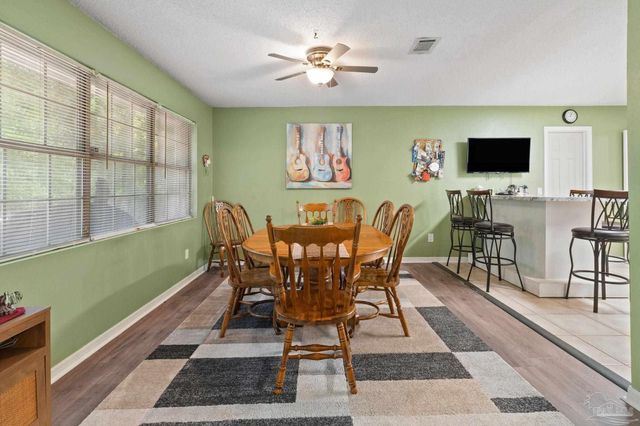 2004 Coral St, Pensacola, FL 32506