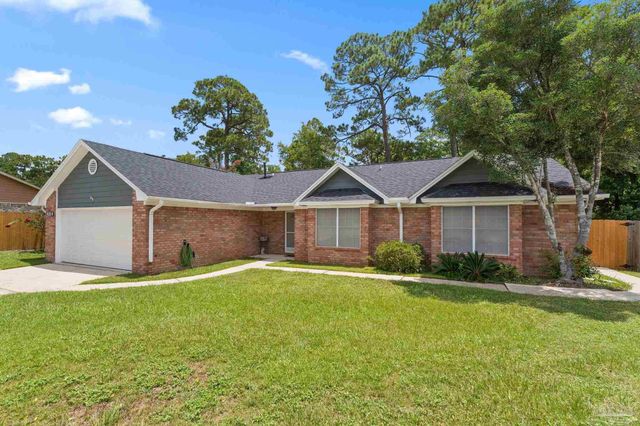 2004 Coral St, Pensacola, FL 32506