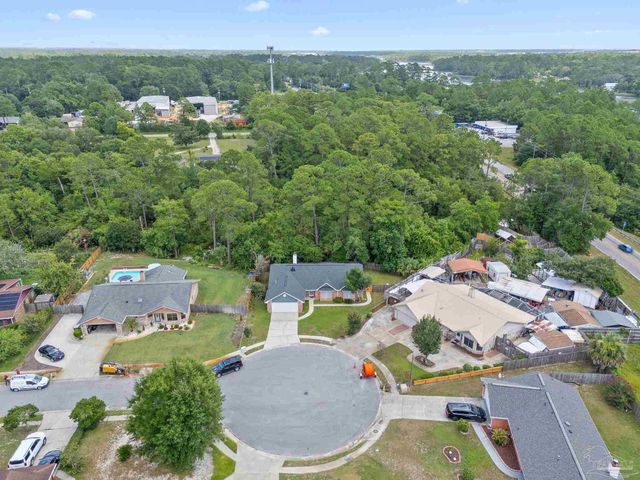 2004 Coral St, Pensacola, FL 32506