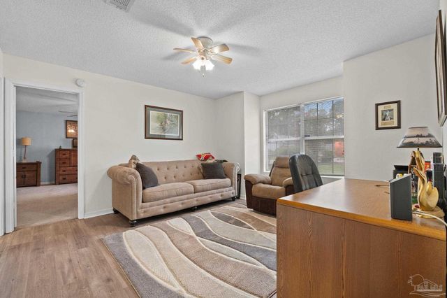 2004 Coral St, Pensacola, FL 32506