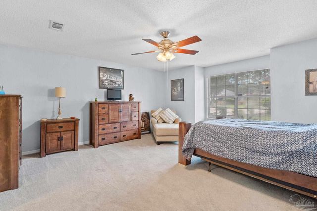 2004 Coral St, Pensacola, FL 32506