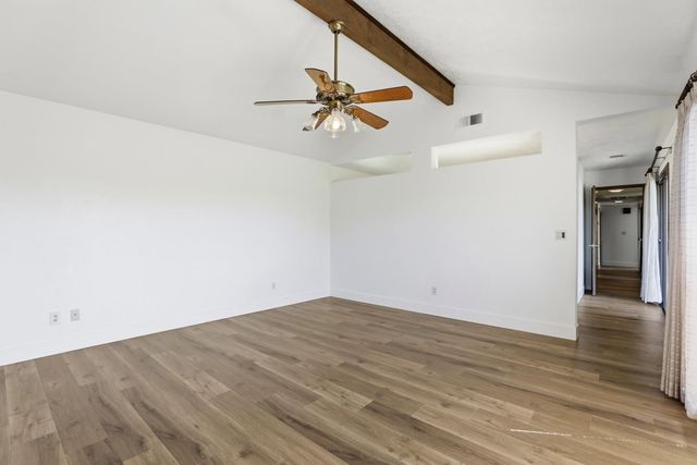 10400 Siefker Ct, Elk Grove, CA 95624