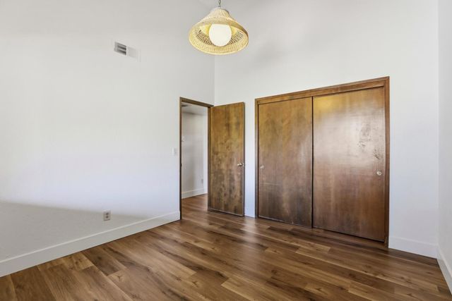 10400 Siefker Ct, Elk Grove, CA 95624