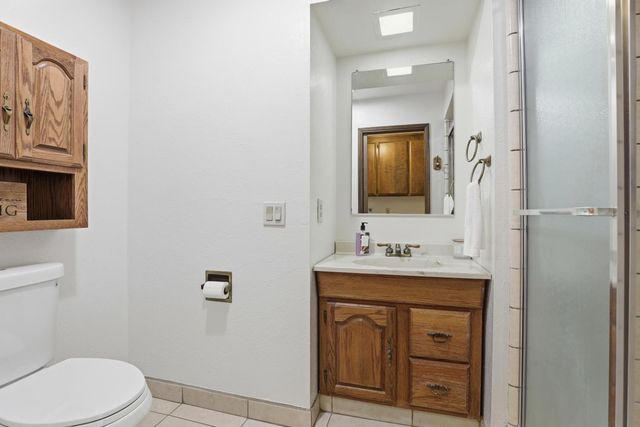 10400 Siefker Ct, Elk Grove, CA 95624