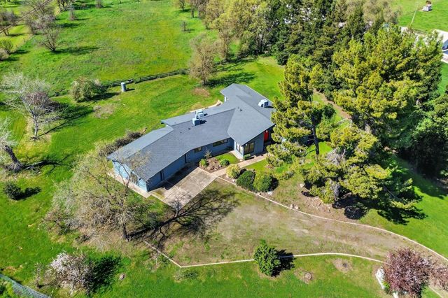 10400 Siefker Ct, Elk Grove, CA 95624