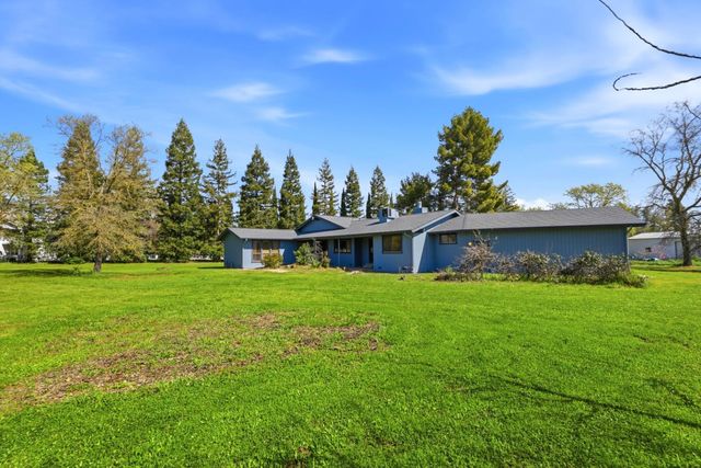 10400 Siefker Ct, Elk Grove, CA 95624