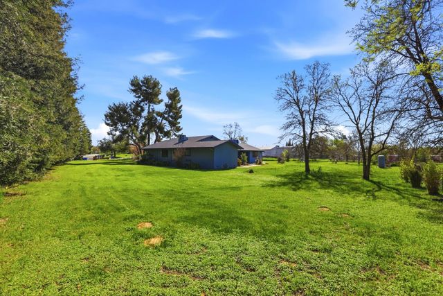 10400 Siefker Ct, Elk Grove, CA 95624