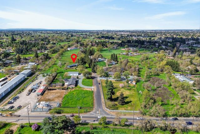 10400 Siefker Ct, Elk Grove, CA 95624