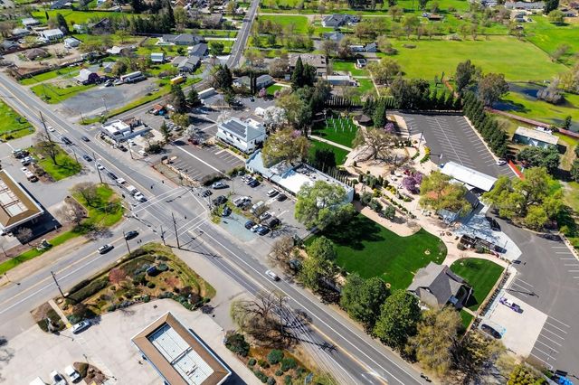 10400 Siefker Ct, Elk Grove, CA 95624