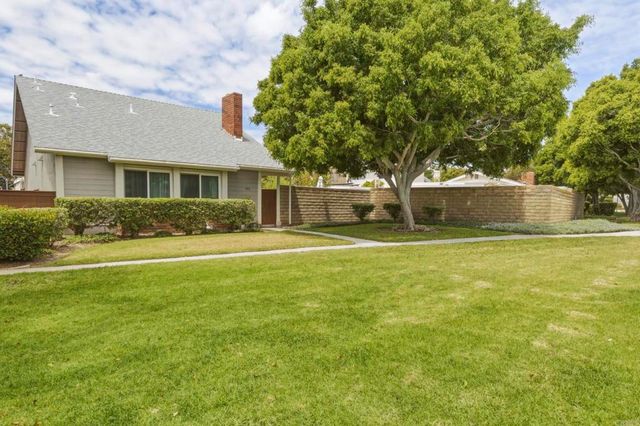5075 Abuela Dr, San Diego, CA 92124