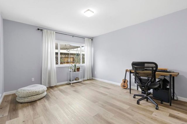 5075 Abuela Dr, San Diego, CA 92124