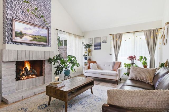 5075 Abuela Dr, San Diego, CA 92124